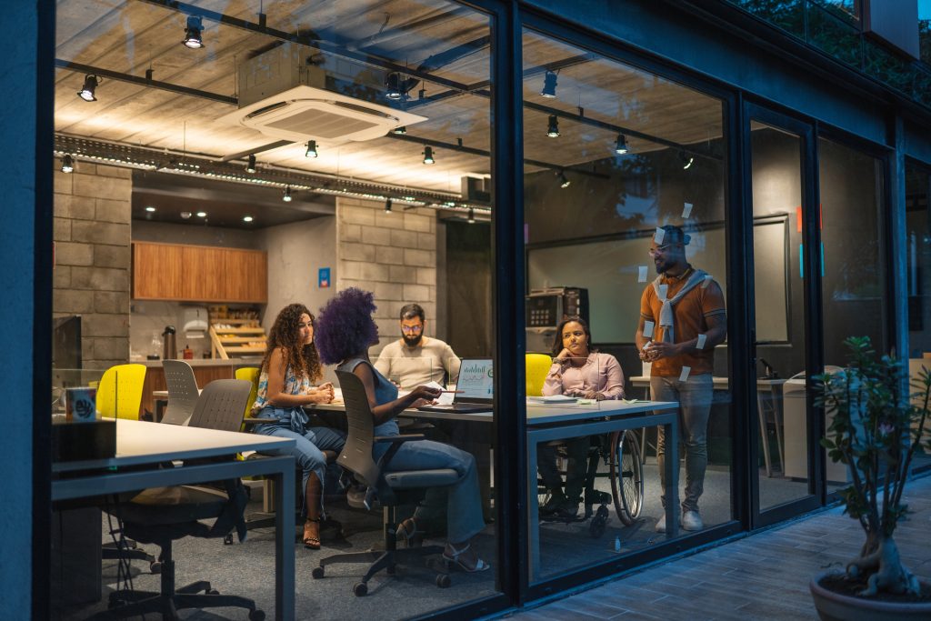 Sebrae/PR | Agendamento de atendimento Online para Startups! | GettyImages 1394997073